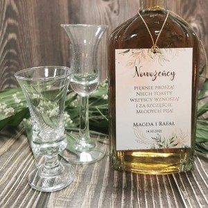 zawieszki-etykiety-na-wodke-alkohol-weselny-butelk