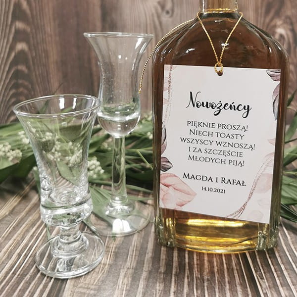 zawieszki-etykiety-na-wodke-alkohol-weselny-butelk