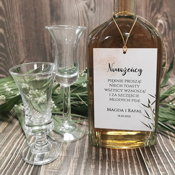 zawieszki-etykiety-na-wodke-alkohol-weselny-butelk