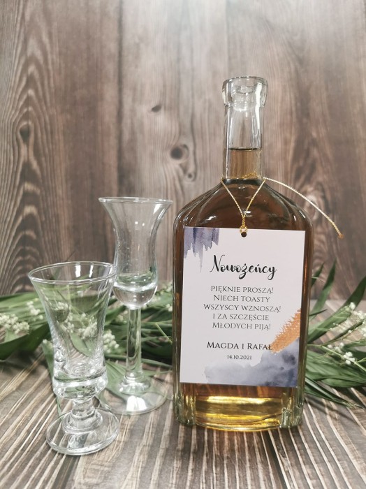zawieszki-etykiety-na-wodke-alkohol-weselny-butelk