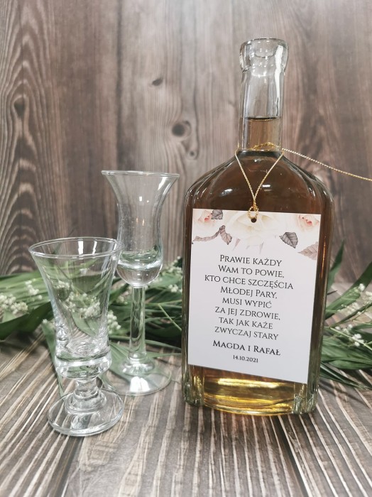 zawieszki-etykiety-na-wodke-alkohol-weselny-butelk