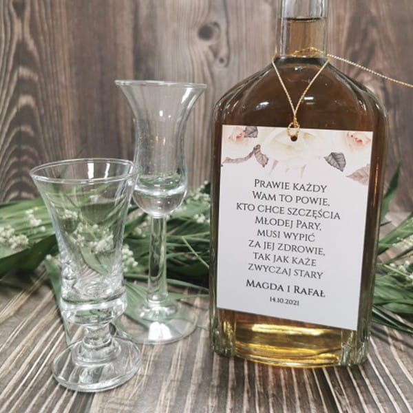 zawieszki-etykiety-na-wodke-alkohol-weselny-butelk