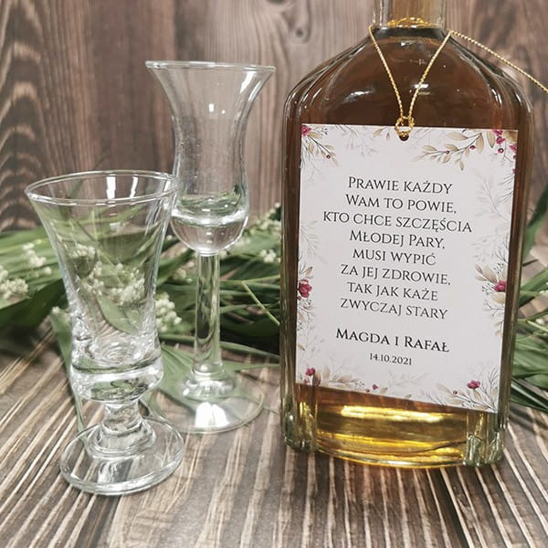 zawieszki-etykiety-na-wodke-alkohol-weselny-butelk