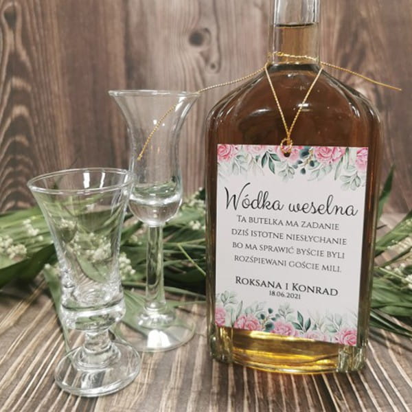 zawieszki-etykiety-na-wodke-alkohol-weselny-butelk