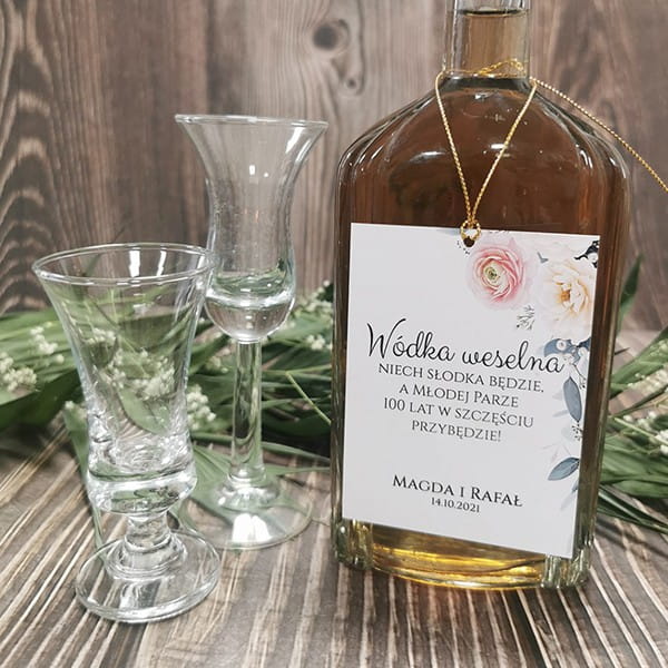 zawieszki-etykiety-na-wodke-alkohol-weselny-butelk