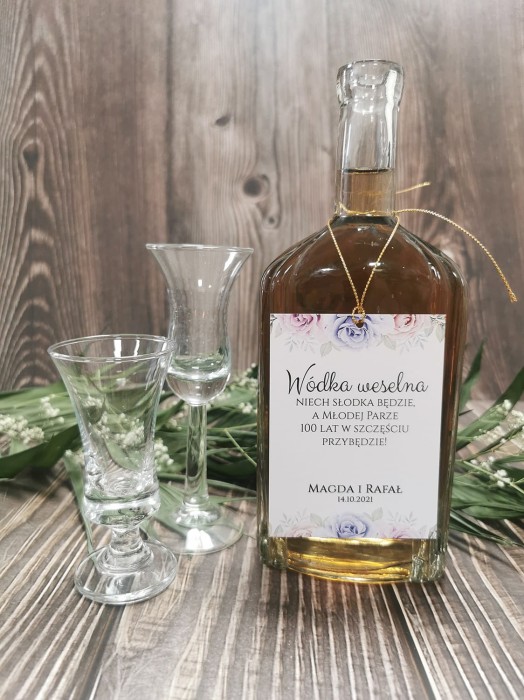 zawieszki-etykiety-na-wodke-alkohol-weselny-butelk