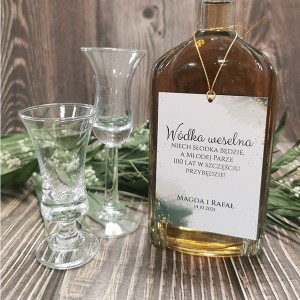 zawieszki-etykiety-na-wodke-alkohol-weselny-butelk