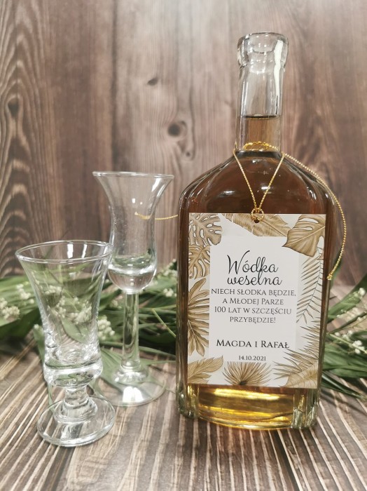 zawieszki-etykiety-na-wodke-alkohol-weselny-butelk