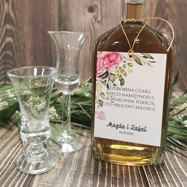 zawieszki-etykiety-na-wodke-alkohol-weselny-butelk