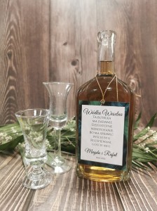 zawieszki-etykiety-na-wodke-alkohol-weselny-butelk