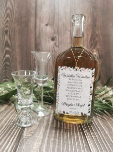 zawieszki-etykiety-na-wodke-alkohol-weselny-butelk