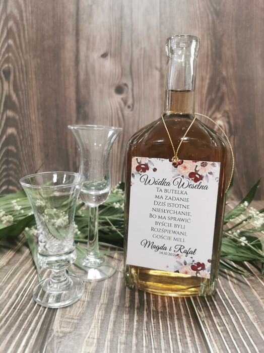 zawieszki-etykiety-na-wodke-alkohol-weselny-butelk