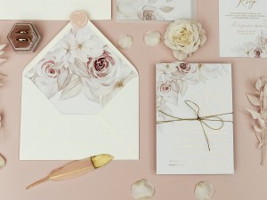 zaproszenia-slubne-zocone-z-bilecikiem-rose-gold-g