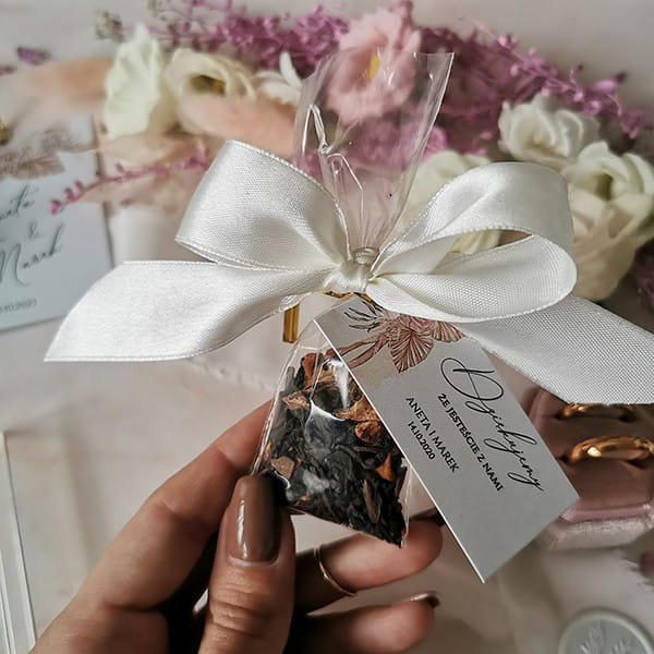 karteczki-bileciki-zawieszki-do-podziekowan-dla-wa